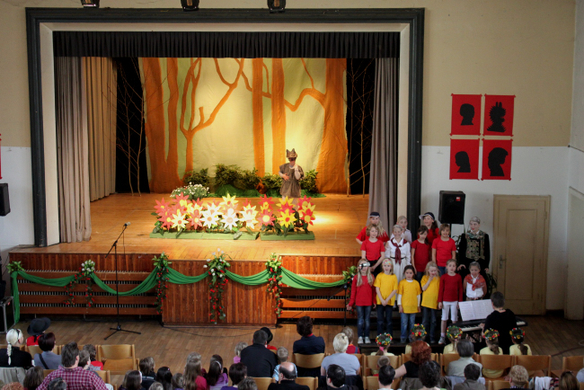 VS Englisch Theater Lochau 2010 _20__jpg-1272123750