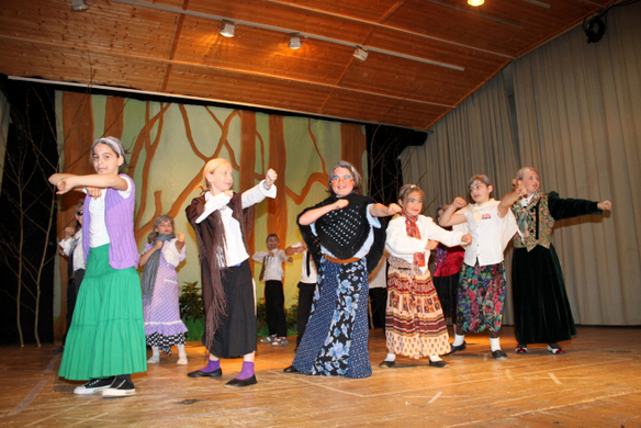 VS Englisch Theater Lochau 2010 _39__jpg-1272124041