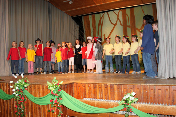VS Englisch Theater Lochau 2010 _44__jpg-1272124123