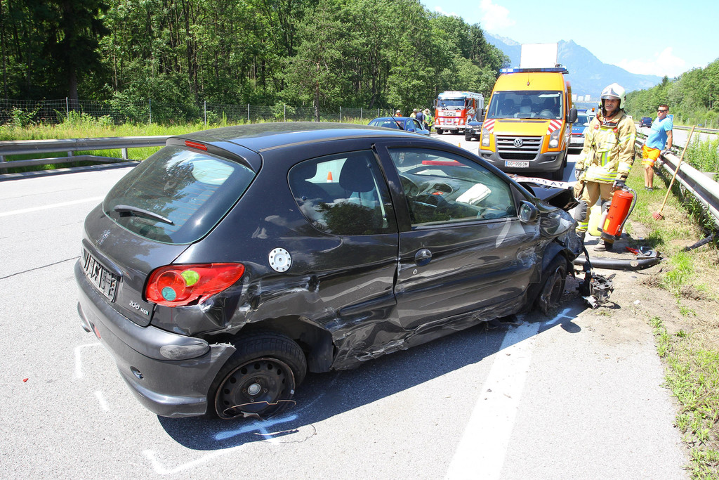 Unfall Walgauautobahn02.jpg