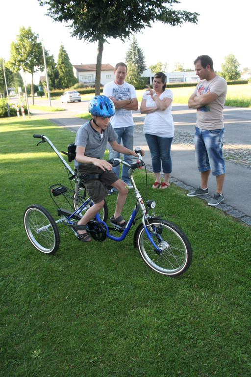 Turnier des Herzens FAHRRAD__BERGABE 2014 _4_.JPG