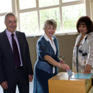 Auch Gattin Ilga Sausgruber gab ihre Stimme ab.