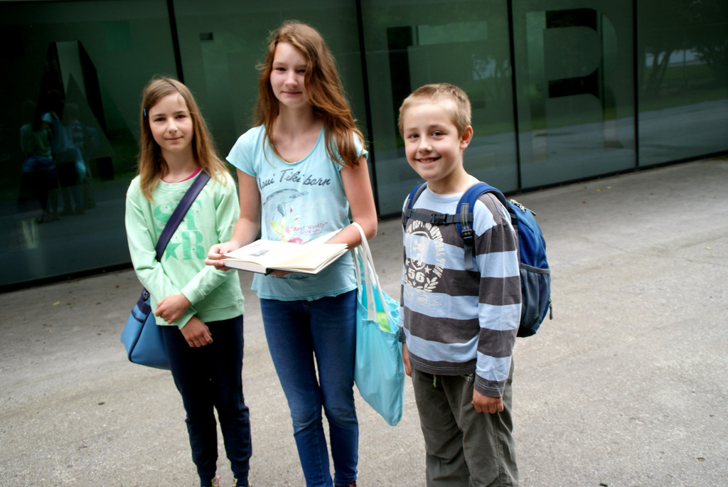 v_li_ Lina_10__ Olivia _11__ Noah _9_.JPG