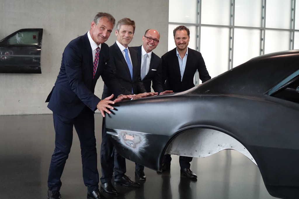 Politiker Yilmaz Prince Foto Rudolf Sagmeister DSC09927.jpg