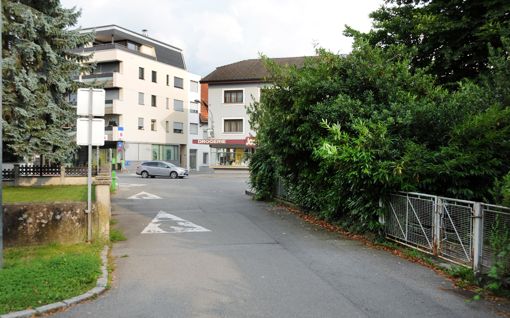 Schulweg Hard 10.jpg