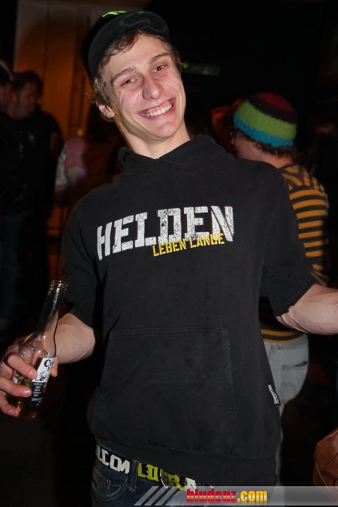 8675460.jpg
