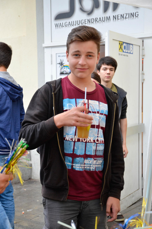 01.jpg