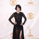 Zwar lieben wir schwarze Spitze, bei Lena Headeys Kleid aber hätte es auch etwas weniger sein dürfen.