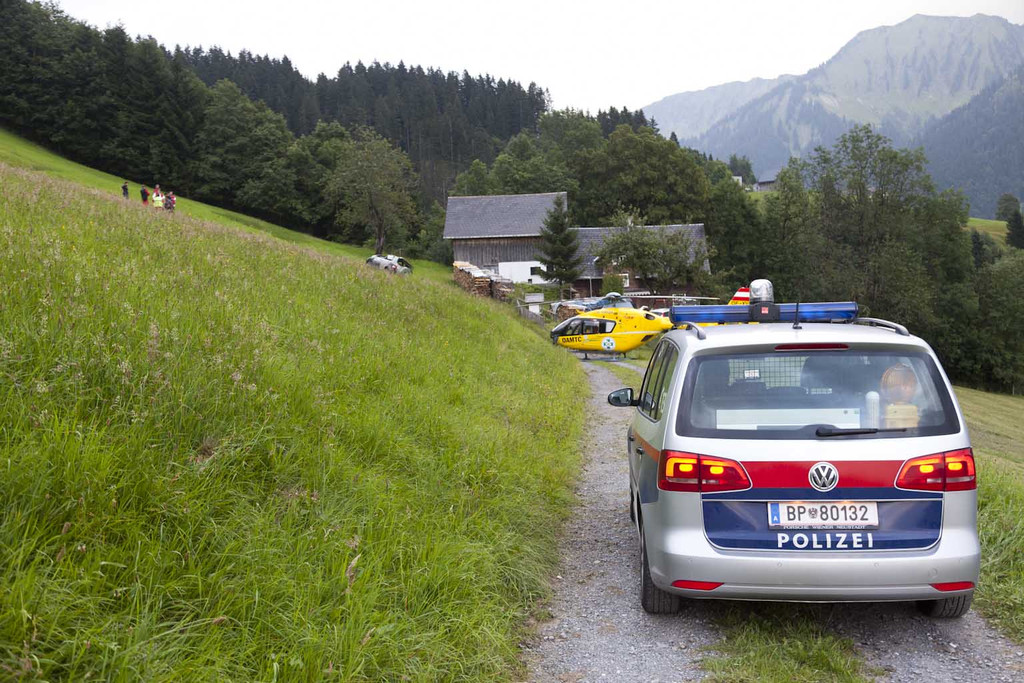 VU Laterns t__dl_02.jpg