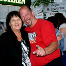 Karin und Hubi_ Daumen hoch f__r die Sommerlust.JPG