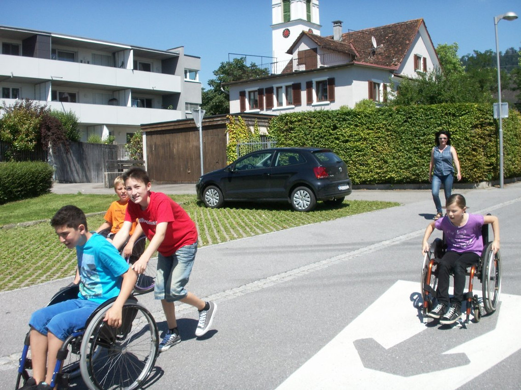 Ferienprogramm Rollstuhlparcour 2014 _9_.JPG