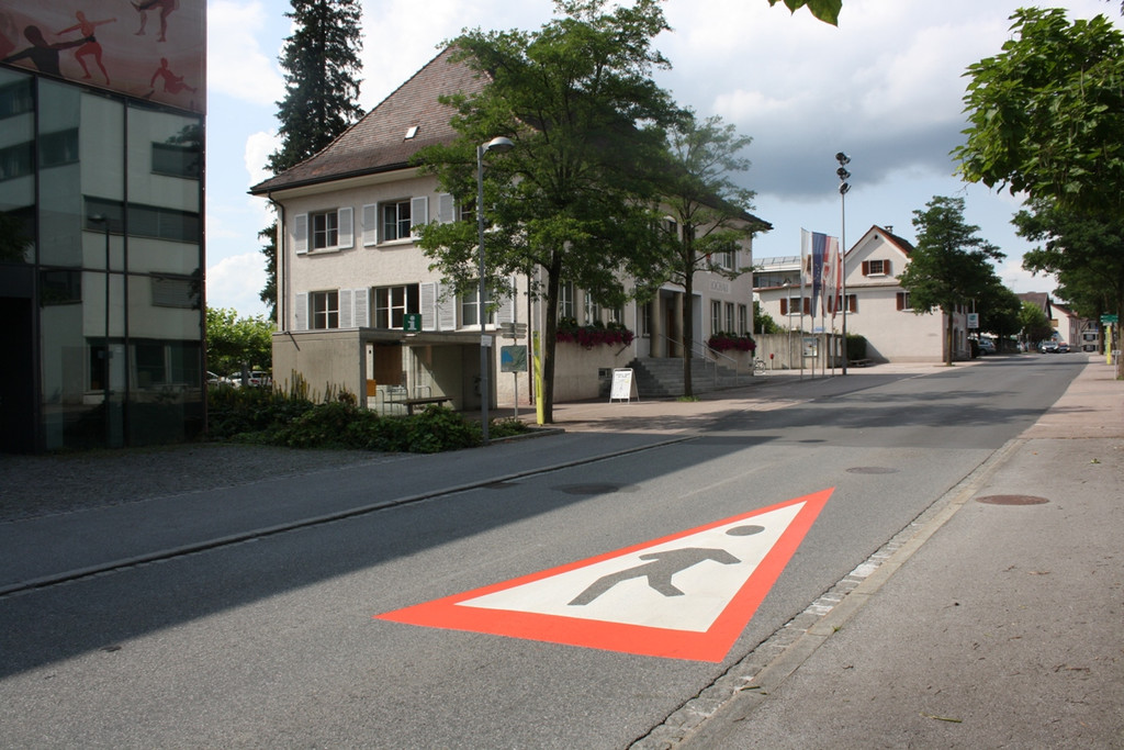 Stra__enmarkierungen Lochau 2014 _8_.JPG