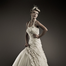 Brautmoden Steinecker präsentiert die Hochzeitstrends 2010