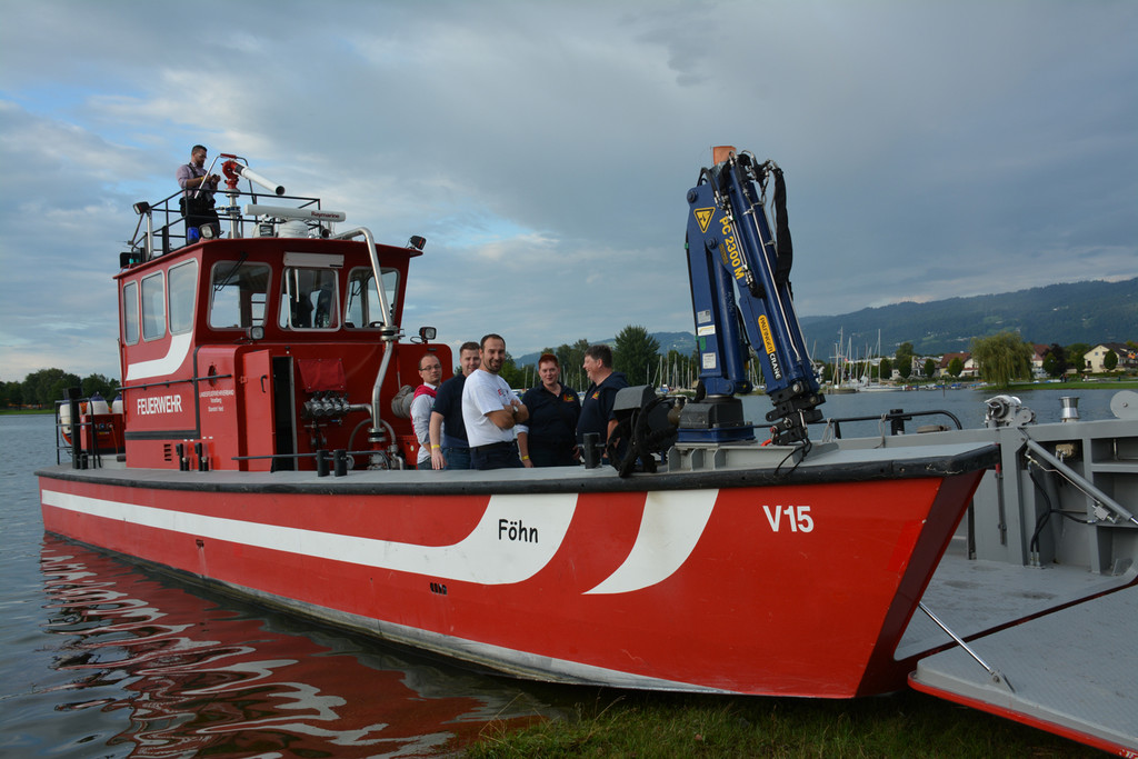 Feuerwehrboot Foehn.jpg