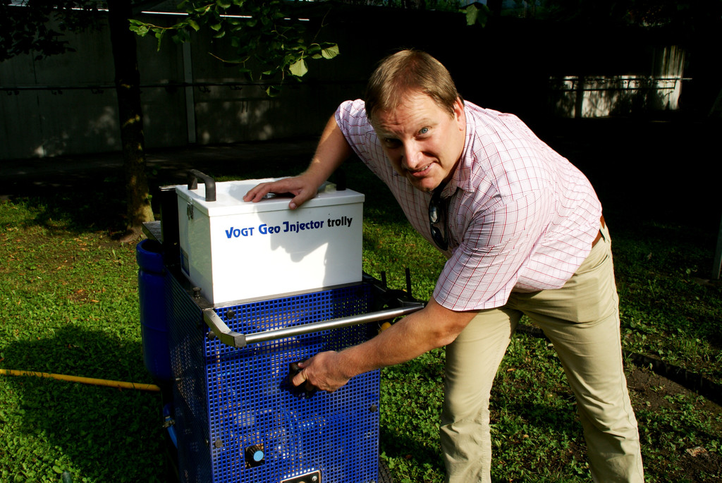 Mit diesem Injector wirken wir Wunder.JPG
