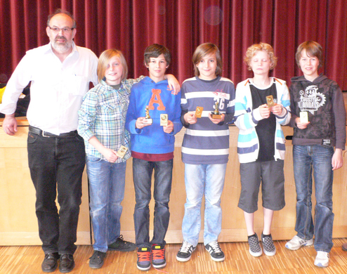 SchulSchach4BG_jpg-1272380883