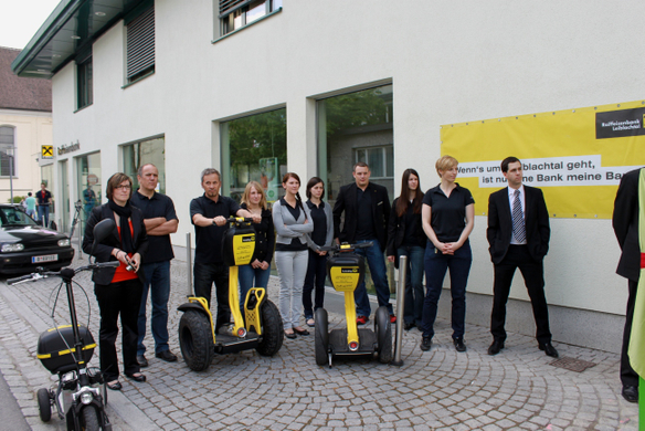 Raiba Energietag Tankstelle Eroeffnung 2010 _14__jpg-1272449917