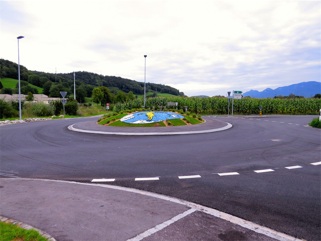 BK_Kreisverkehr_Ru__thi 9.JPG