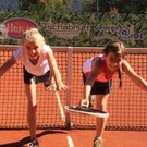 Nicole und Laura e_.JPG