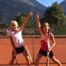 Nicole und Laura g_.JPG