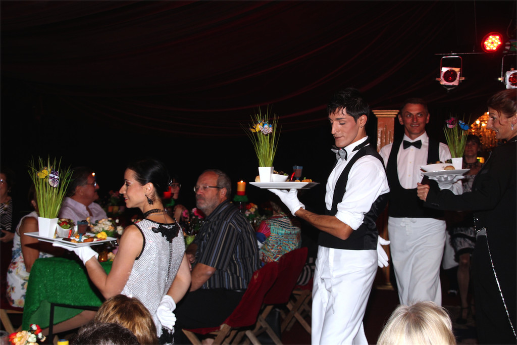 BK_15 Jahre Clowns und Kalorien_Eschen 9.JPG