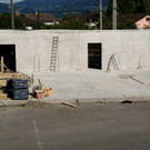 Der Neubau ist in vollem Gange.JPG