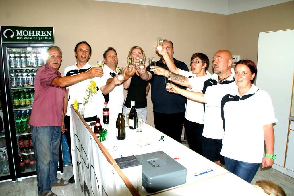 Prosit auf eine sportliche Zukunft.JPG