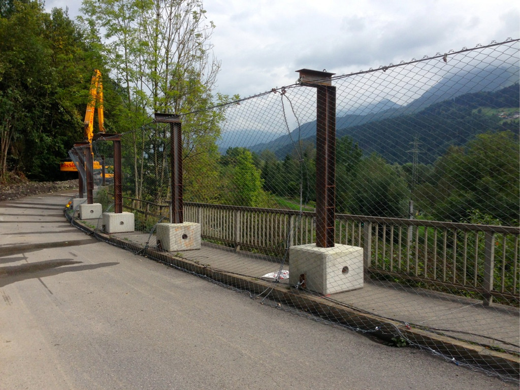 KOE_Felsraeumung Steinsstrasse 9.jpg
