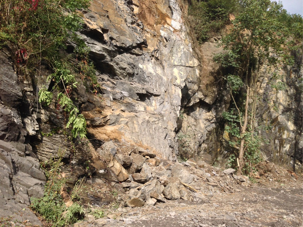 KOE_Felsraeumung Steinsstrasse 11.jpg