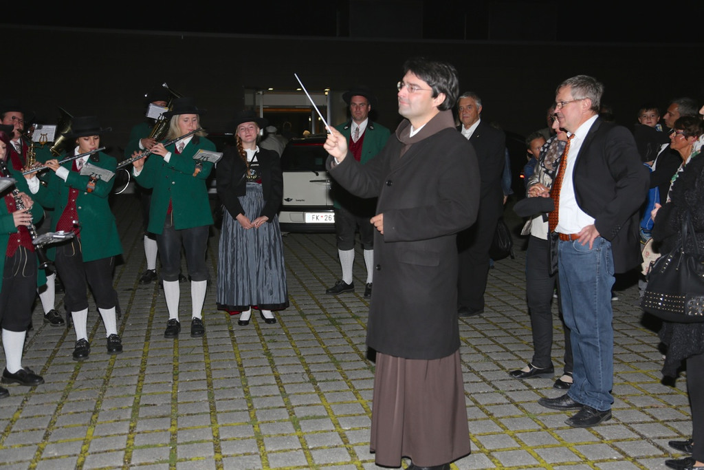 BK_Pfarreinzug Pater Wegleitner 43.jpg