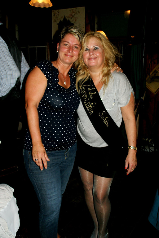 Marion und Sabine.JPG