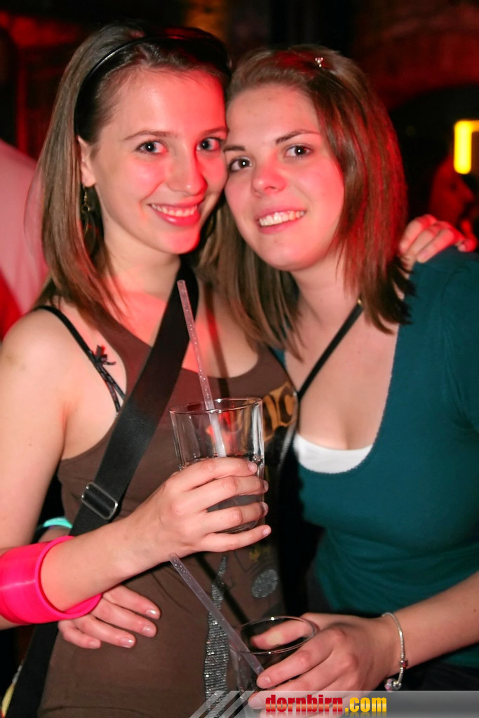 7434106.jpg