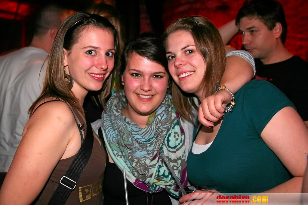 7434105.jpg