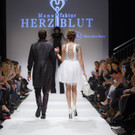 TL-2014-09-12-MQVFW-22h-Mercedes-Benz_presents_Manufaktur_Herzblut-Press-010.jpg