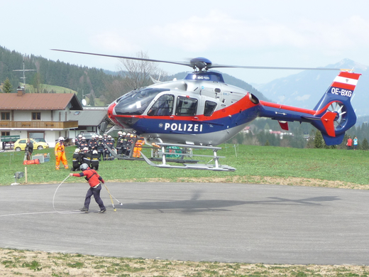 Rettung2 _7__JPG-1272660167