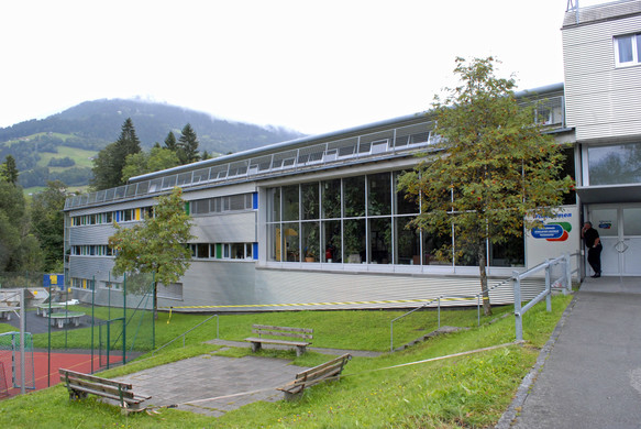 _c_ Gerhard Scopoli - Schulsportzentrum - 041.jpg