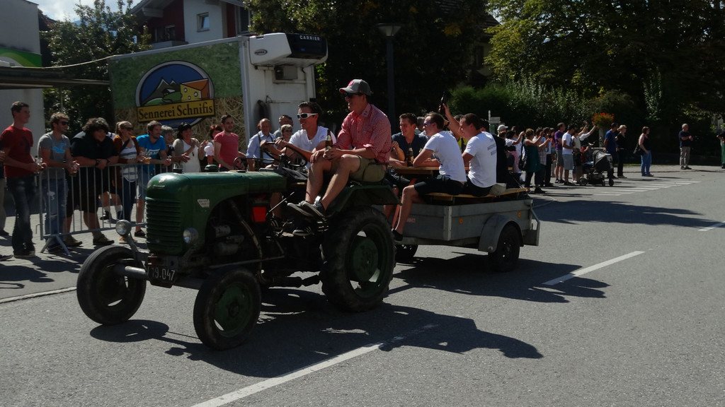 mini-140907 Trachtenclubbing Oldtimer-Treffen _3_.JPG