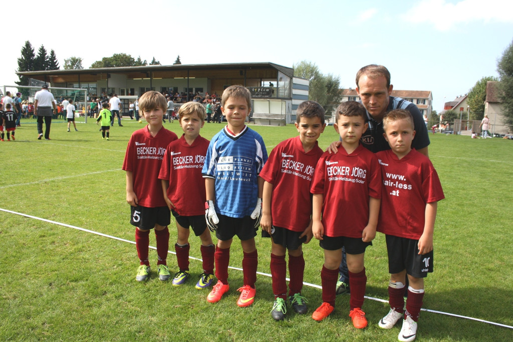 Fu__ball U 8 Turnier Lochau _14_.JPG